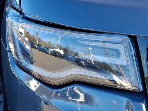 Used 2019 Jeep Grand Cherokee Limited w/ Luxury Group II image 7