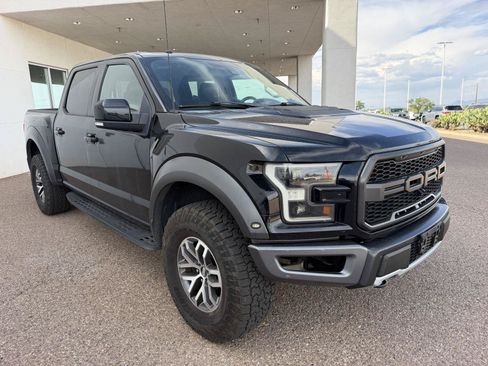 Used 2018 Ford F150 Raptor w/ Equipment Group 802A Luxury AWD/4WD image 7