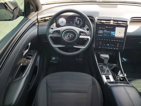 Used 2023 Hyundai Santa Cruz SEL Premium AWD/4WD image 17