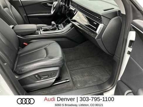 Used 2019 Audi Q8 Premium Plus w/ Premium Plus AWD/4WD image 25