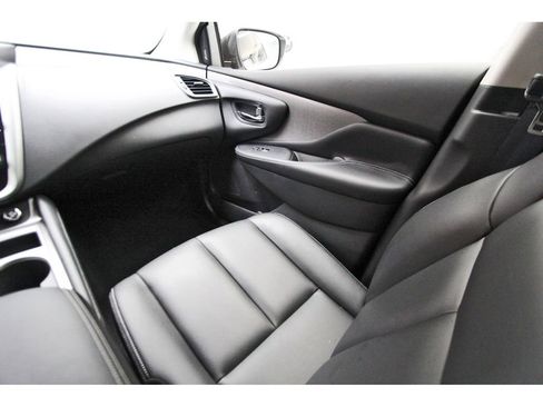 Used 2024 Nissan Murano SV FWD image 8