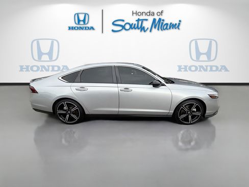 Used 2024 Honda Accord Sport image 8