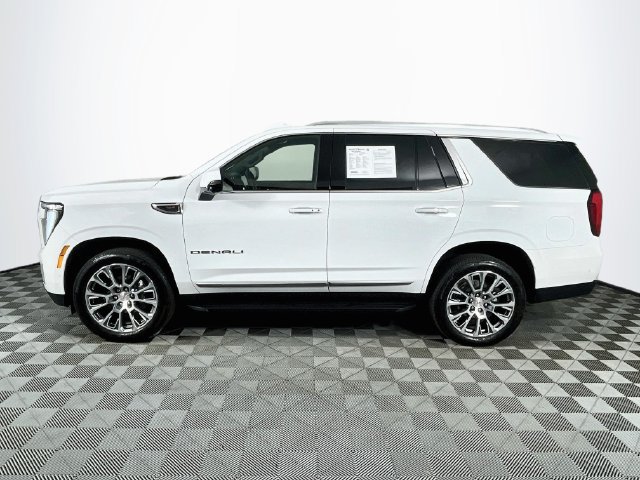 Used 2025 GMC Yukon Denali AWD/4WD image 5