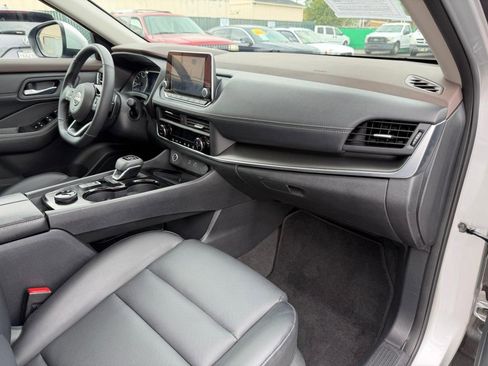 Used 2023 Nissan Rogue SV w/ SV Premium B Package AWD/4WD image 20