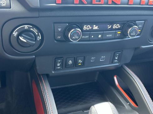 New 2027 Nissan Frontier PRO-4X w/ Pro Premium Package AWD/4WD image 36