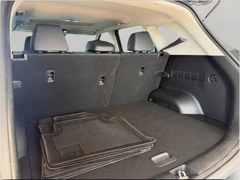 Used 2023 Kia Seltos EX image 16