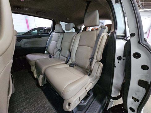 Used 2024 Honda Odyssey Touring image 11