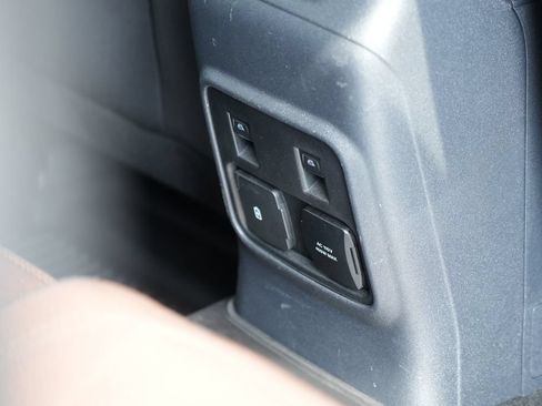 Used 2022 Ford Bronco Outer Banks AWD/4WD image 18