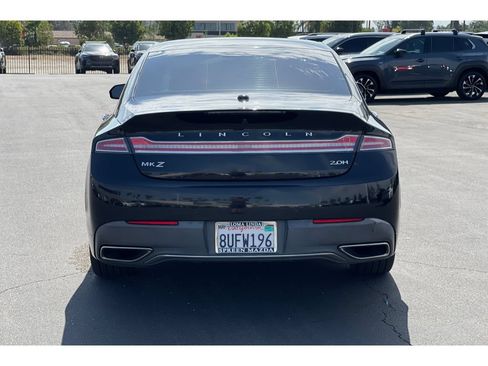 Used 2018 Lincoln MKZ Reserve FWD image 5