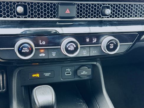 Used 2022 Honda Civic Sport image 12