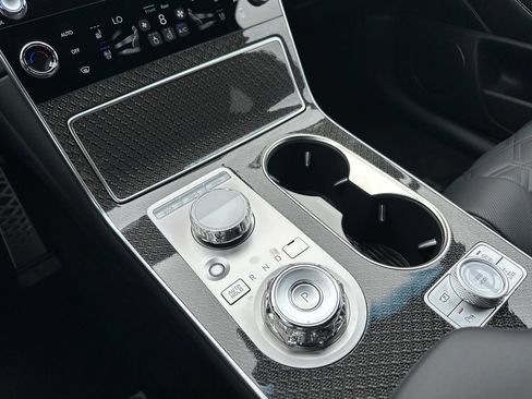 New 2025 Genesis GV80 3.5T e-SC image 22