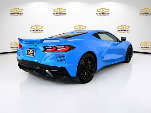 Used 2023 Chevrolet Corvette Stingray Premium Cpe w/ Z51 Performance Package RWD image 7