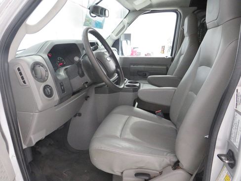 Used 2013 Ford E-150 and Econoline 150 w/ PWR Group image 15