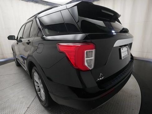 Used 2023 Ford Explorer XLT w/ Equipment Group 202A AWD/4WD image 36
