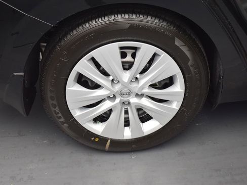 New 2025 Nissan Sentra S image 5