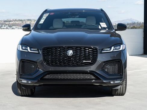 Used 2025 Jaguar F-PACE R-Dynamic S AWD/4WD image 8
