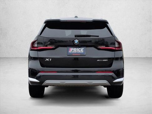 Used 2023 BMW X3 xDrive30i w/ Premium Package w/ZPA image 7