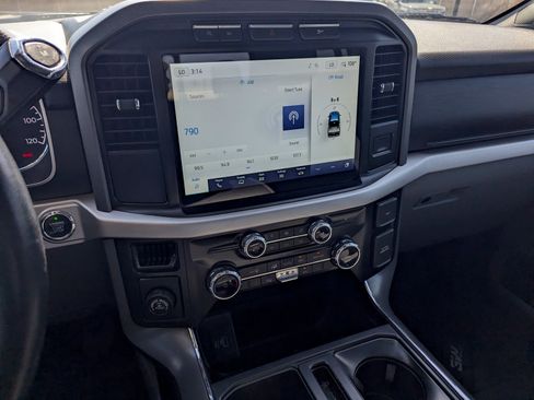 Used 2022 Ford F150 XLT w/ Equipment Group 302A High RWD image 11