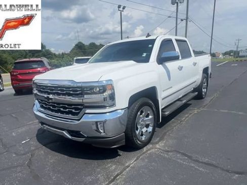 Used 2017 Chevrolet Silverado 1500 LTZ AWD/4WD image 4