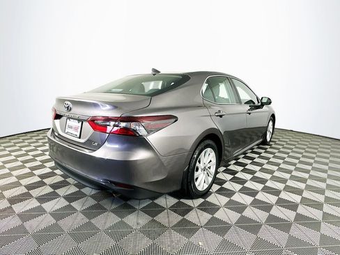 Used 2024 Toyota Camry LE image 10