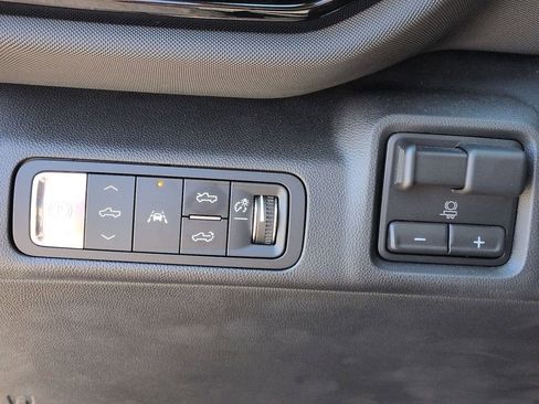 Certified 2024 Chevrolet Silverado EV RST AWD/4WD image 18