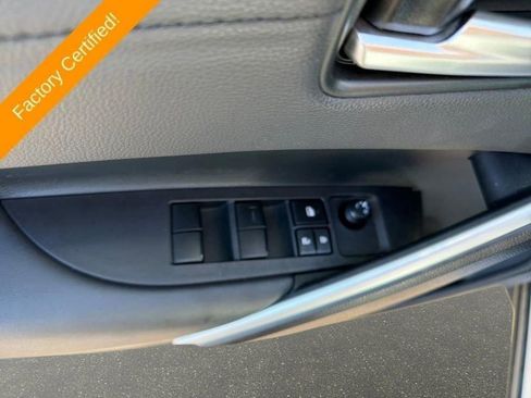 Used 2025 Toyota Corolla Cross AWD Hybrid image 10