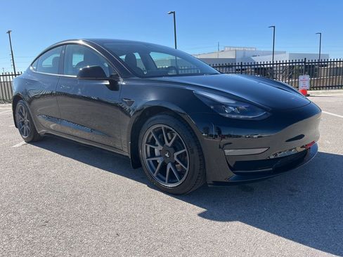 Used 2022 Tesla Model 3 Long Range image 3