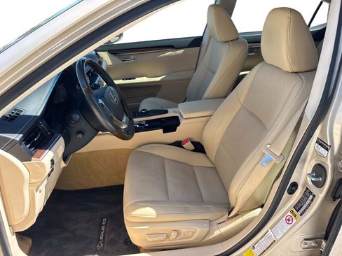 Used 2015 Lexus ES 350 w/ Premium Package FWD image 20