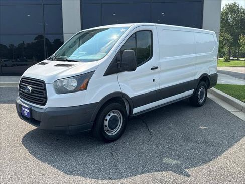 Used 2017 Ford Transit 150 130 Low Roof RWD image 1