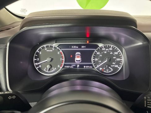 Used 2023 Nissan Rogue S AWD/4WD image 12