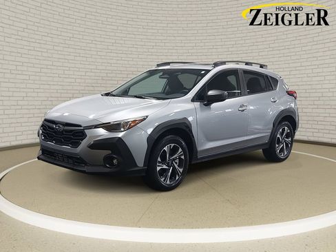 Used 2024 Subaru Crosstrek 2.0i Premium image 1