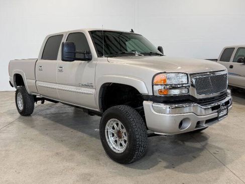 Used 2007 GMC Sierra 2500 SLT w/ Heavy-Duty Power Package image 5