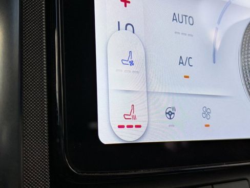 Certified 2022 Ford Expedition Platinum image 33