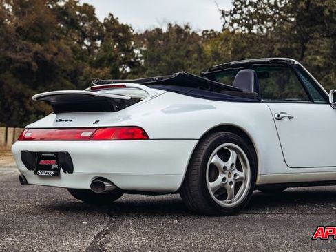 Used 1997 Porsche 911 Carrera image 50