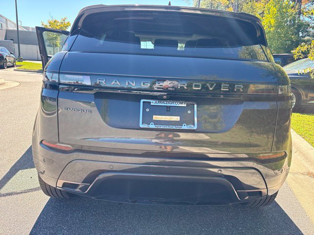 Certified 2024 Land Rover Range Rover Evoque Dynamic SE AWD/4WD image 11