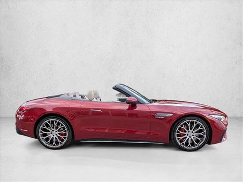 Used 2022 Mercedes-Benz SL 55 AMG 4MATIC image 4