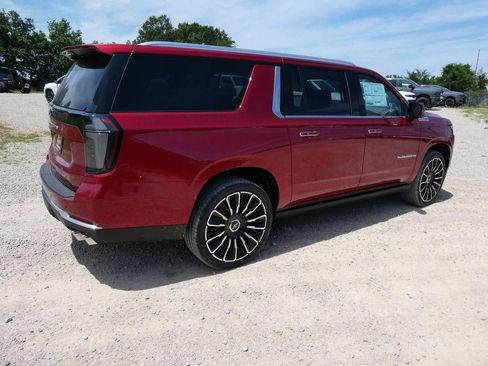 New 2026 Chevrolet Suburban High Country AWD/4WD image 4
