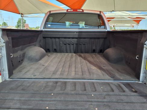 Used 2018 Toyota Tundra SR5 w/ SR5 Upgrade Package RWD image 9