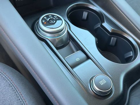 New 2026 Ford Explorer Active RWD image 32