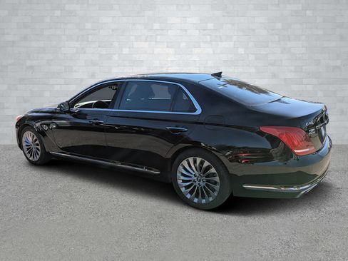 Used 2017 Genesis G90 3.3T Premium image 7