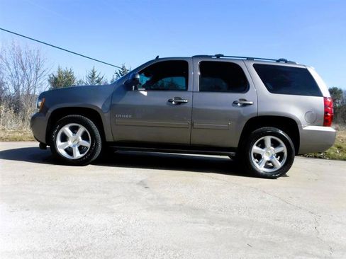 Used 2013 Chevrolet Tahoe LS image 11