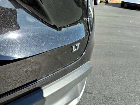 Used 2025 Chevrolet Trax LT FWD image 20
