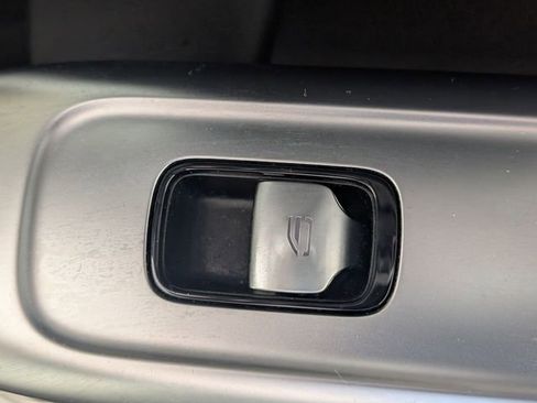 Used 2022 Mercedes-Benz C 300 Sedan image 34