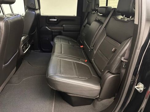 Used 2023 GMC Sierra 3500 Denali w/ Denali Ultimate Package AWD/4WD image 8