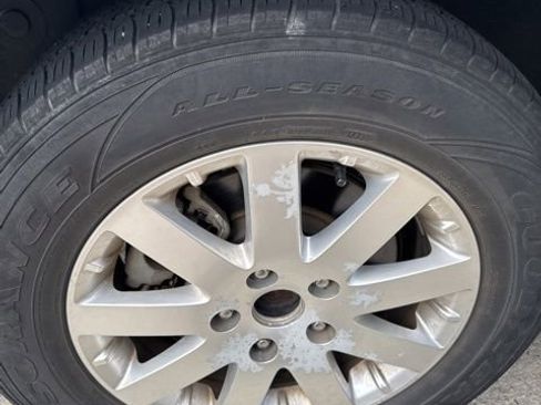 Used 2016 Chrysler Town & Country Touring image 22