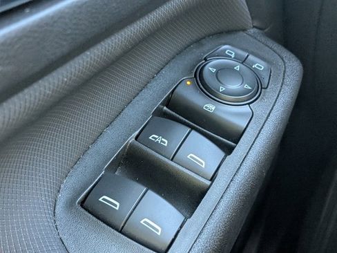 Used 2024 Chevrolet Equinox RS w/ RS Leather Package image 25