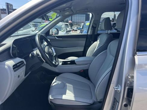 Used 2024 Hyundai Palisade SEL AWD/4WD image 13