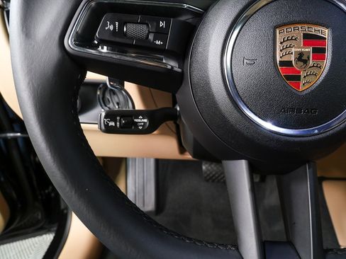 New 2025 Porsche Macan AWD image 10