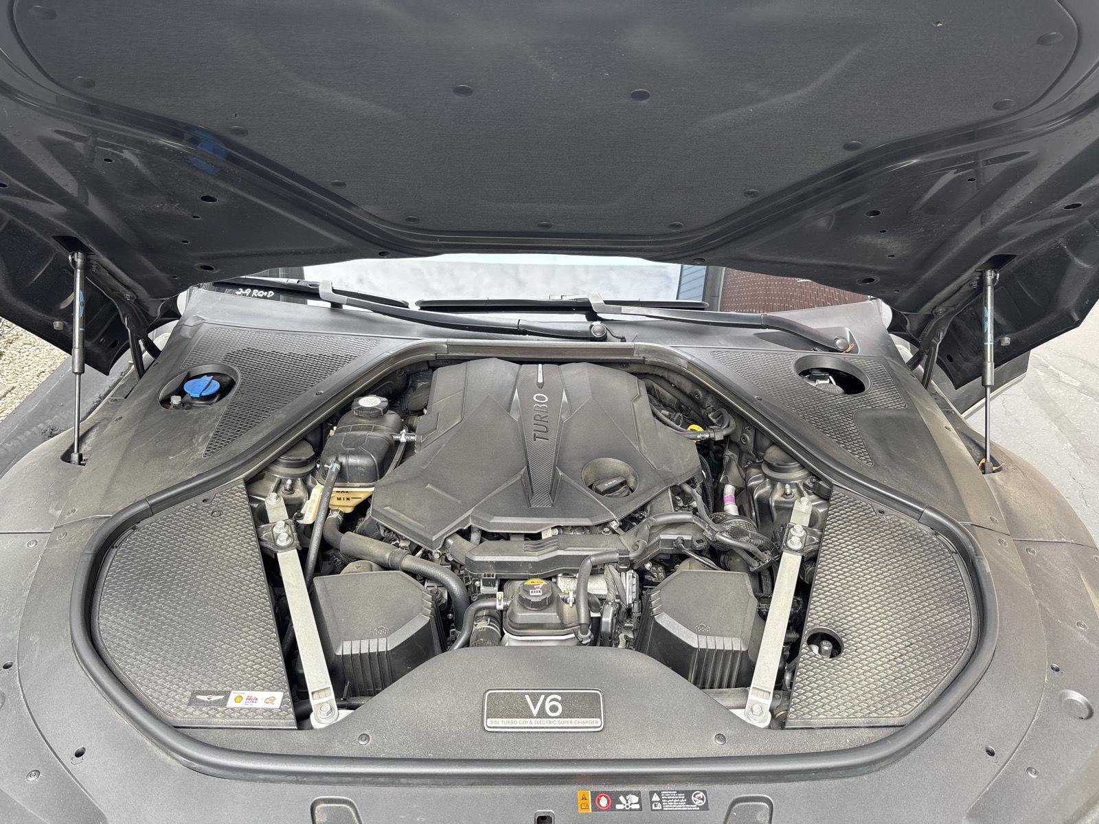 Used 2023 Genesis G90 3.5T AWD/4WD image 43