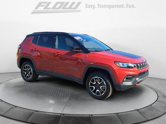 Used 2025 Jeep Compass Trailhawk AWD/4WD video 1